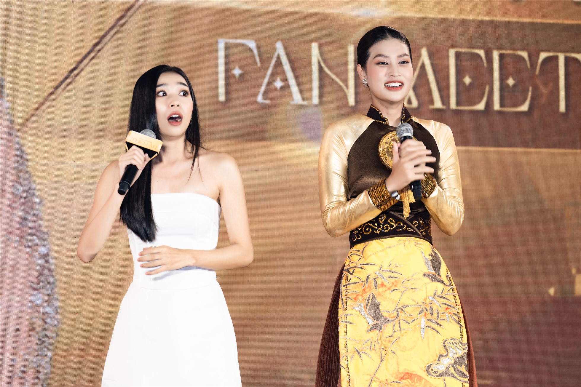 Nguyên Thảo và Trang Hý là khách mời đặc biệt tại buổi giao lưu của Hoa hậu Thiên Ân. Ảnh: Sen Vàng.