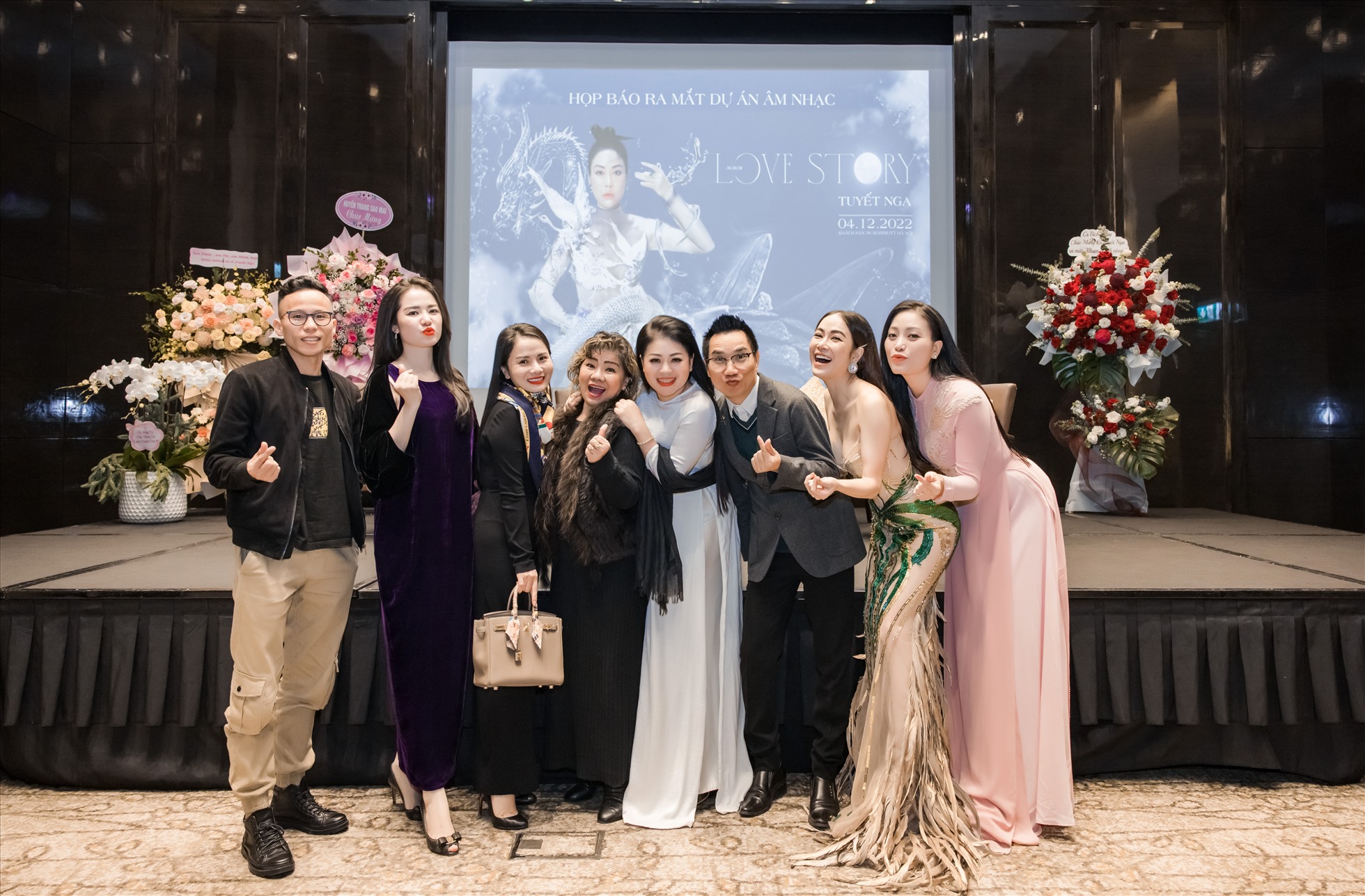 Nhiều anh chị em nghệ sĩ đến chúc mừng và ủng hộ Hoa hậu Tuyết Nga trong buổi giới thiệu album đầu tay. Ảnh: Nhân vật cung cấp