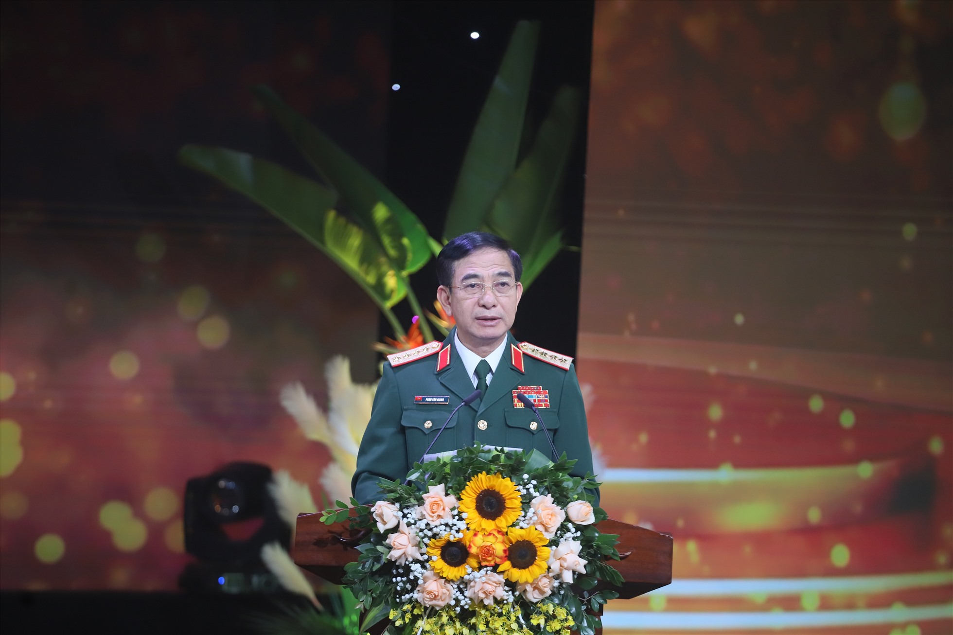 Đại tướng Phan Văn Giang phát biểu tại Lễ trao giải. Ảnh: Hữu Chánh