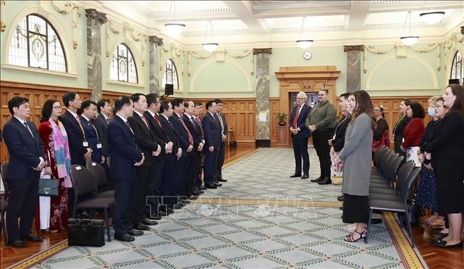 Lễ đón chính thức Chủ tịch Quốc hội Vương Đình Huệ theo nghi thức truyền thống Mihi Whakatau. Ảnh: TTXVN