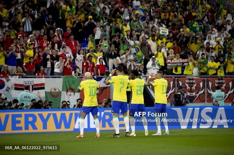 Neymar trở lại và vũ điệu Samba trở lại.  Ảnh: AFP