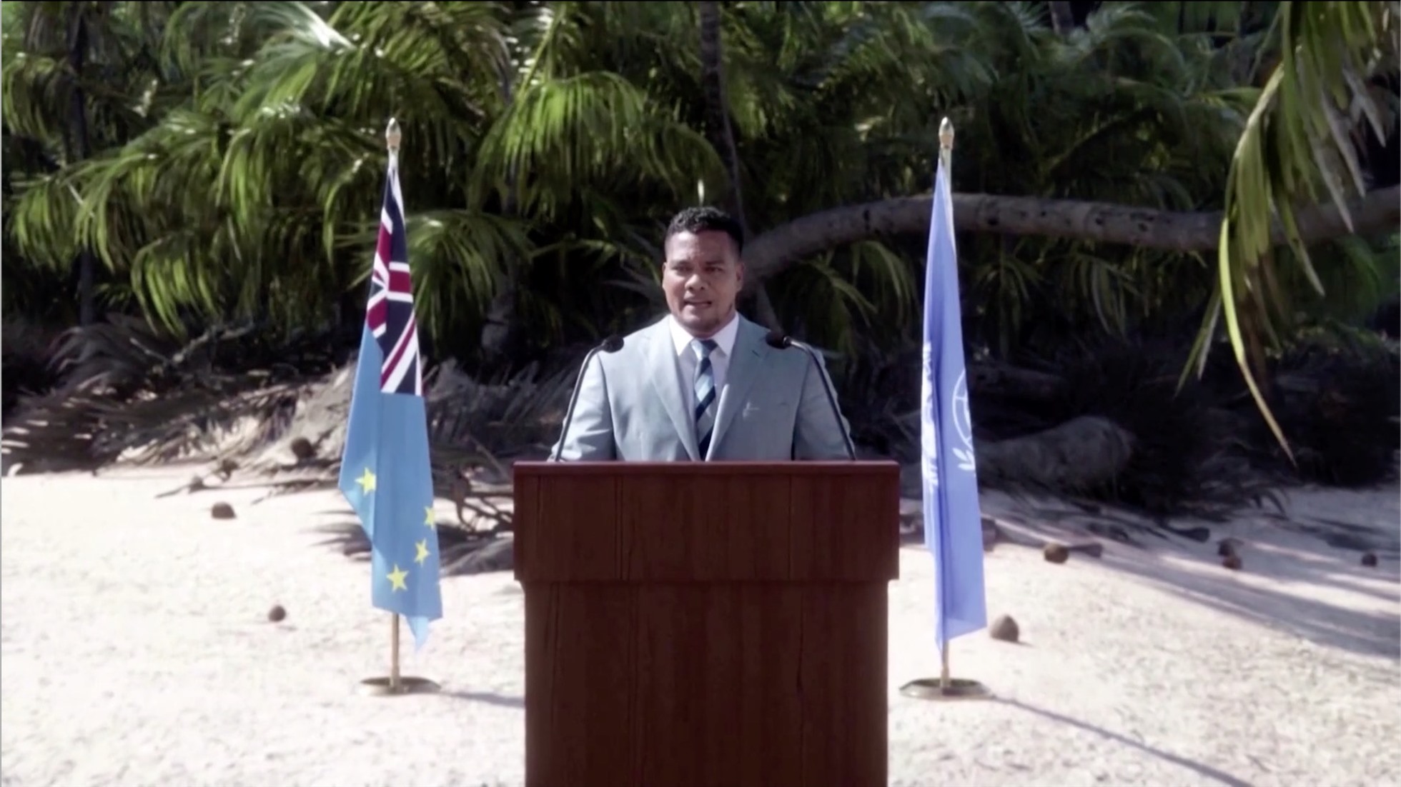 Ông Simon Kofe phát biểu trên hòn đảo kỹ thuật số. Ảnh: AFP