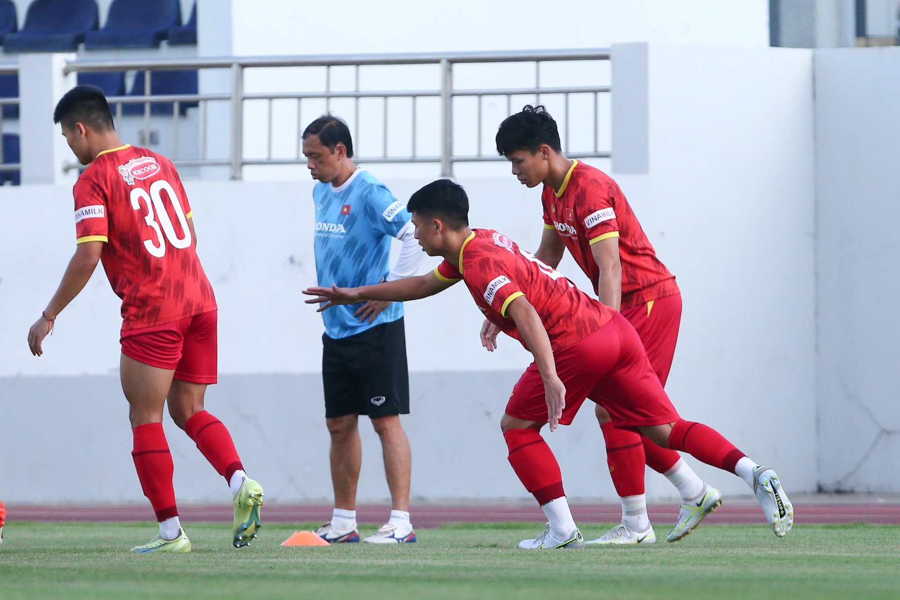 Sự trở lại của trung vệ Bùi Tiến Dũng là tin cực vui cho đội tuyển Việt Nam khi ngày khởi tranh AFF Cup 2022 đã cận kề.