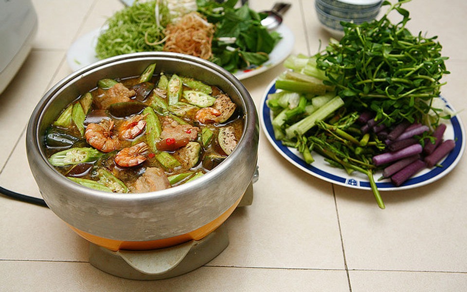 Lẩu mắm. Ảnh: Foody