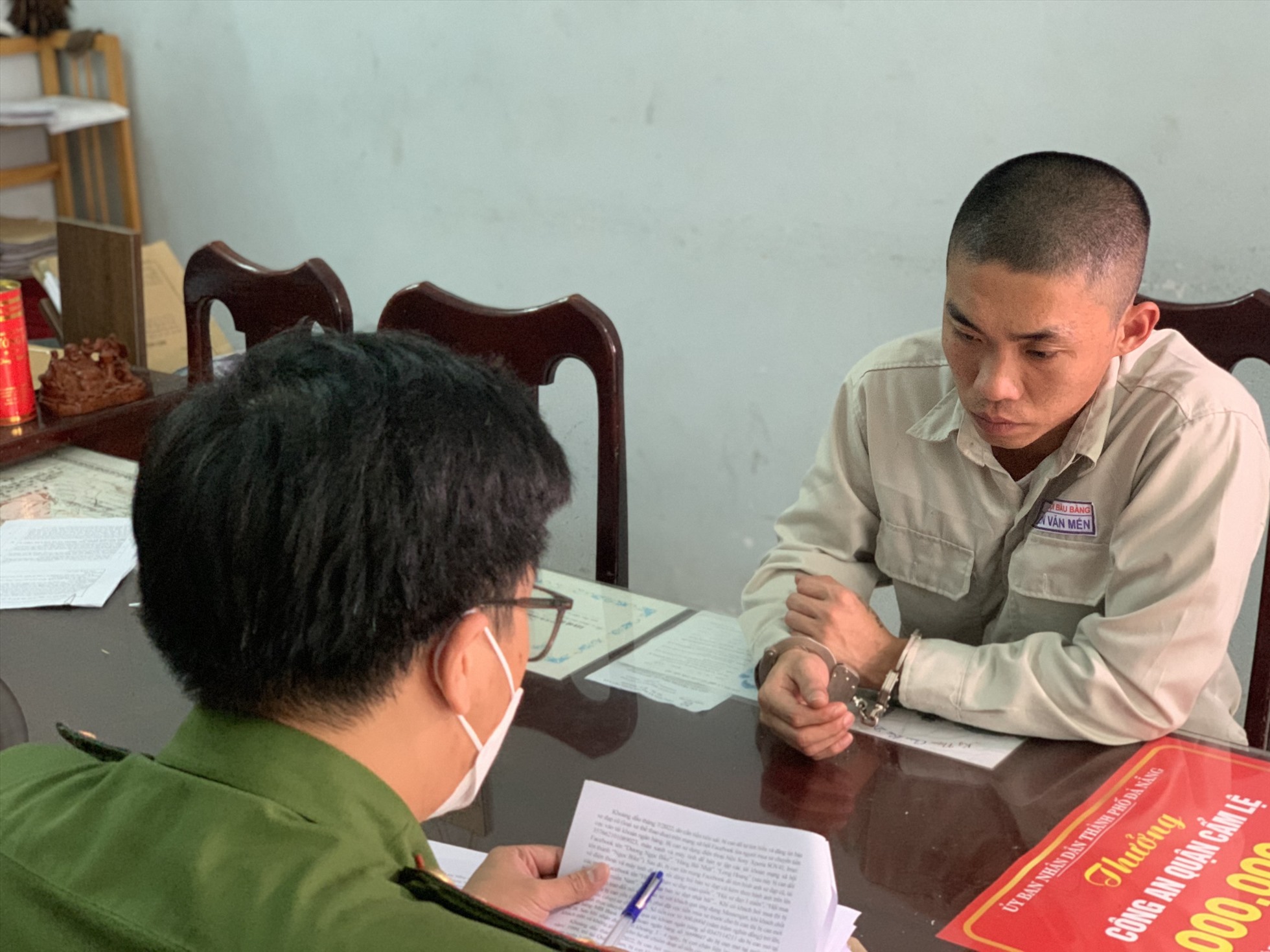 Nguyễn Văn Mế khai nhận tại cơ quan công an. Ảnh: Công an cung cấp