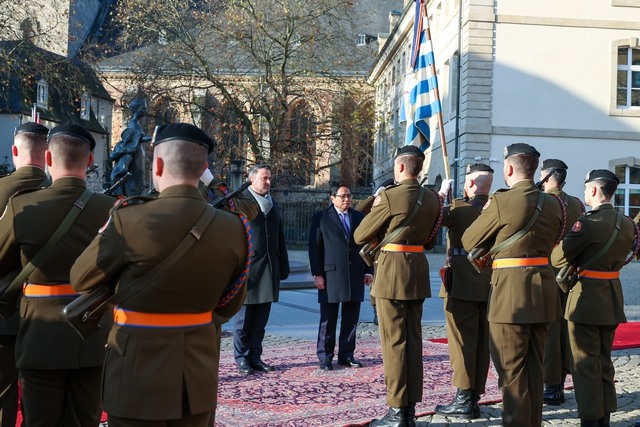 Chuyến thăm chính thức lần này của Thủ tướng Phạm Minh Chính tới Luxembourg diễn ra trong bối cảnh hai nước chuẩn bị kỷ niệm 50 năm quan hệ ngoại giao và là chuyến thăm cấp cao đầu tiên giữa hai nước trong 10 năm qua.