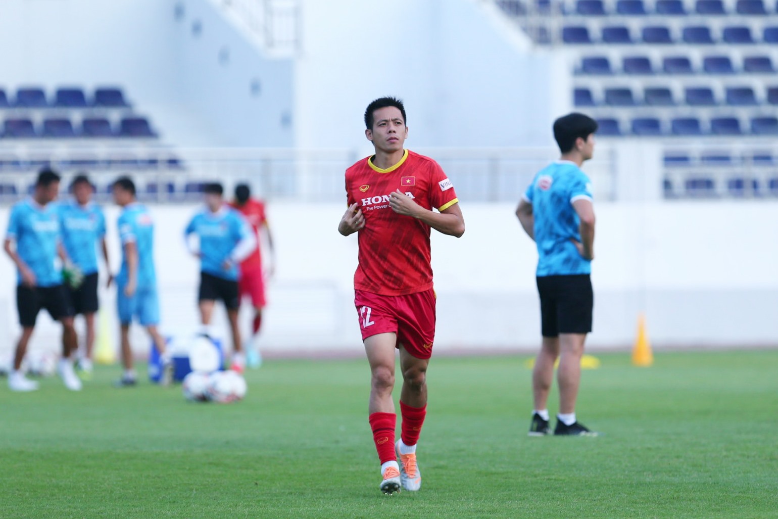 Văn Quyết là cầu thủ kinh nghiệp của đội tuyển Việt Nam. Ảnh: Thanh Vũ