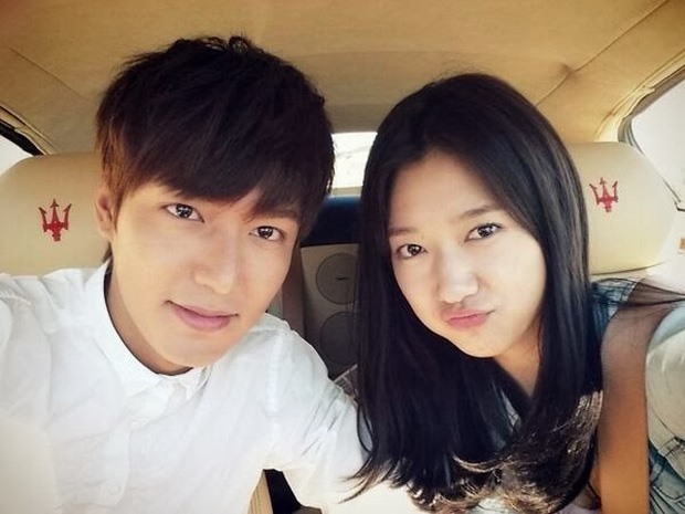 Lee Min Ho và Park Shin Hye hợp tác trong phim “Những người thừa kế“. Ảnh: Xinhua