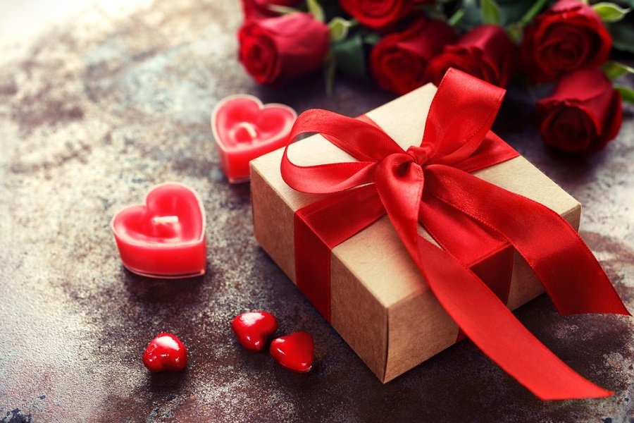 Quà tặng Valentine: Valentine sắp tới lại là lúc để bạn thể hiện tình cảm của mình với người thân yêu. Hãy để quà tặng từ chúng tôi giúp bạn truyền tải những lời chúc và yêu thương đến những người đặc biệt trong cuộc đời bạn.