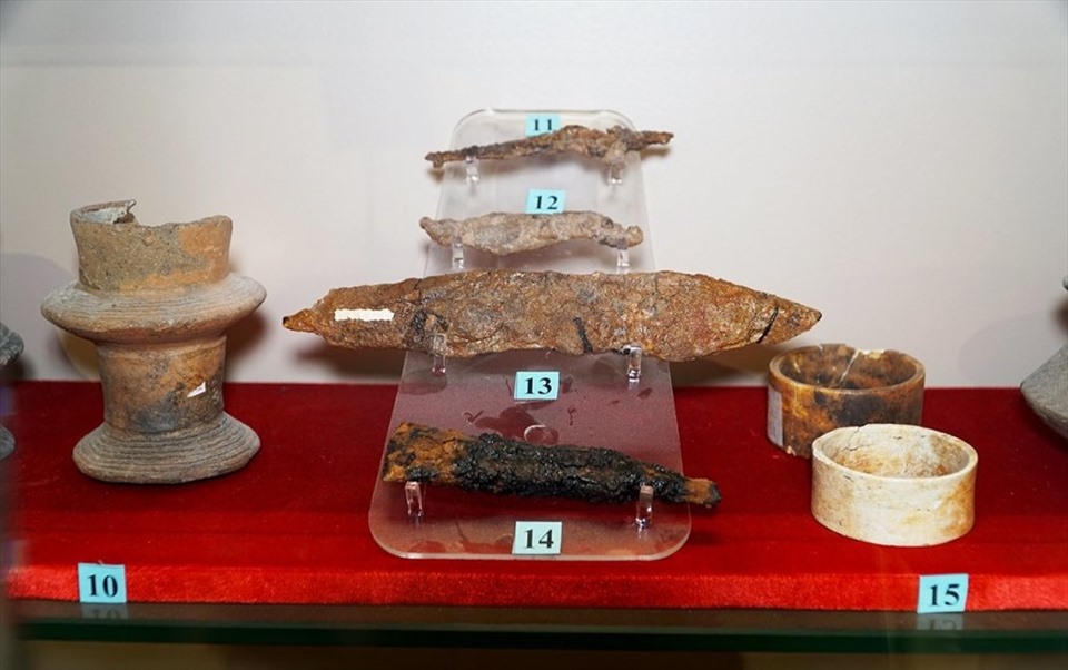 Một số hiện vật được trưng bày tại bảo tàng.