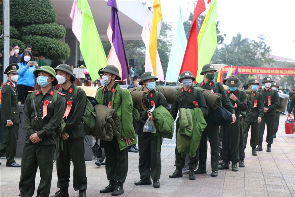 Năm 2022, tỉnh Thừa Thiên Huế có 1.453 tân binh lên đường nhập ngũ, trong đó có 1.200 tân binh được biên chế vào các đơn vị Quân đội và 253 tân binh thực hiện nghĩa vụ tham gia Công an nhân dân.