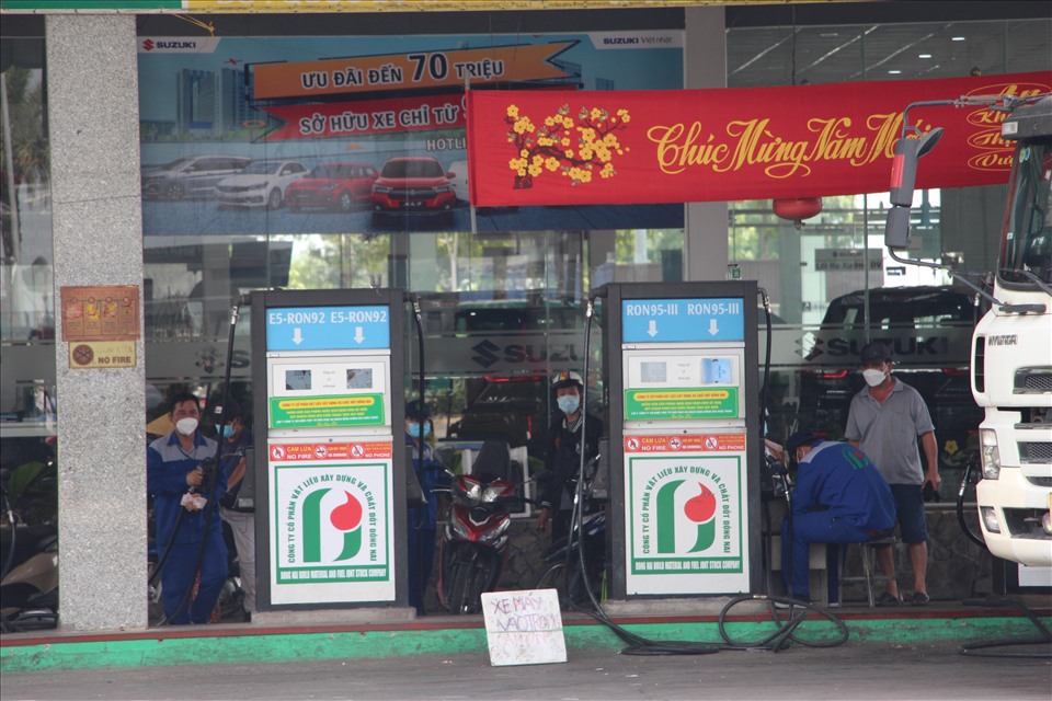 cửa hàng xăng dầu Tân Biên (QL1A, P.Tân Biên, TP.Biên Hoà). Ảnh: Hà Anh Chiến