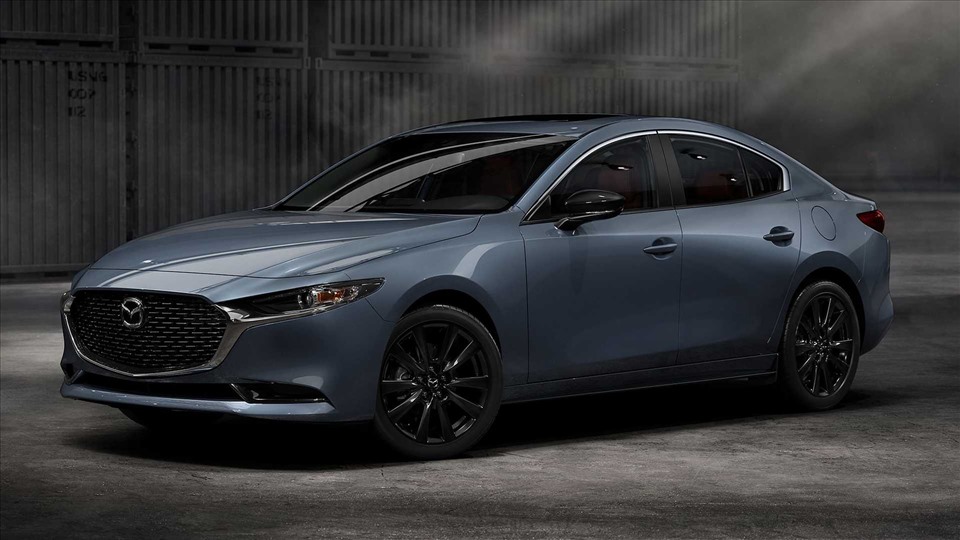 Mazda3 về nhì trong cuộc đua doanh số ở phân khúc sedan hạng C. Ảnh: Mazda