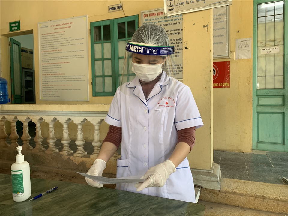 Sau kì nghỉ Tết số ca F0 tại Hà Nội tăng vọt, tạo thêm áp lực cho lực lượng y tế cơ sở.