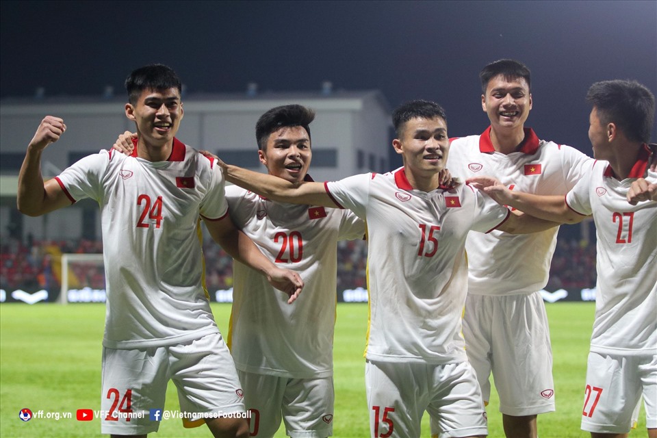 U23 Việt Nam thắng dễ Singpore. Ảnh: VFF