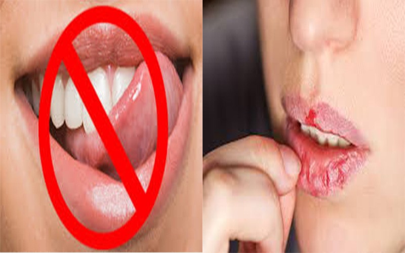Không cắn, liếm môi: Cắn liếm môi không chỉ là một thói quen xấu mà nó còn khiến môi bị thâm. Các enzym tiêu hóa trong nước bọt làm mất đi lớp bảo vệ trên da và khiến đôi môi của bạn bị tổn thương. Vì vậy, hãy dừng lại ngay thói quen cắn hoặc liếm môi.