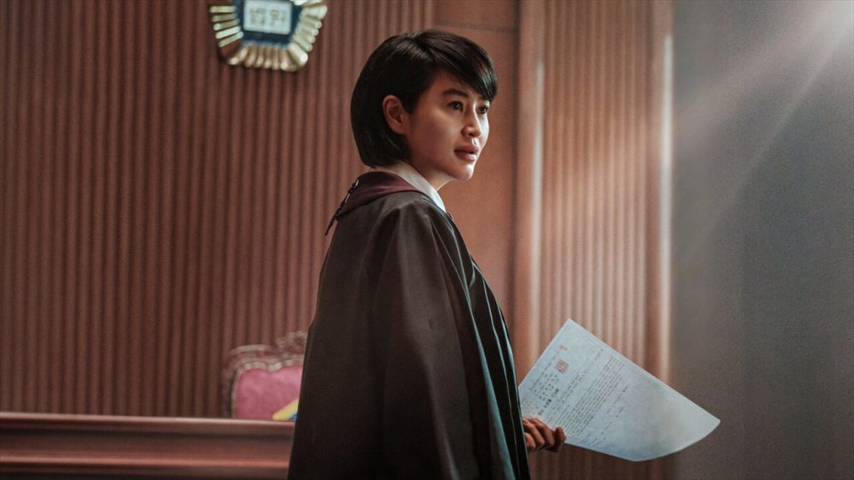 Kim Hye Soo thủ vai chính trong “Juvenile Justice” (Ảnh: Netflix)