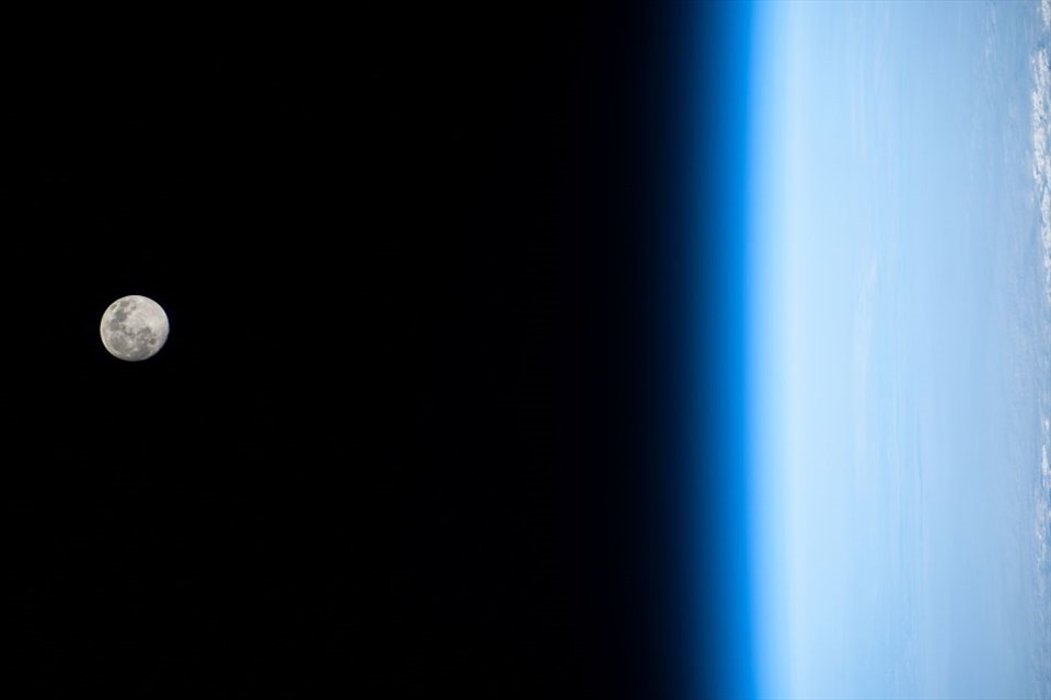 Ảnh Mặt trăng được chụp từ Trạm Vũ trụ Quốc tế vào ngày lễ tình nhân. Ảnh: NASA