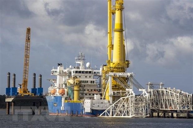 Tàu Akademik Cherskiy của Nga tham gia lắp đặt đường ống dẫn khí đốt của dự án Nord Stream 2. Ảnh: AFP/TTXVN