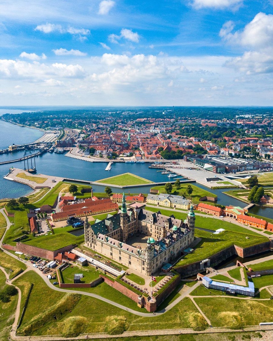 Kronborg là một trong những địa điểm du lịch hàng đầu tại Đan Mạch. Ảnh: federicograziati (Instagram)