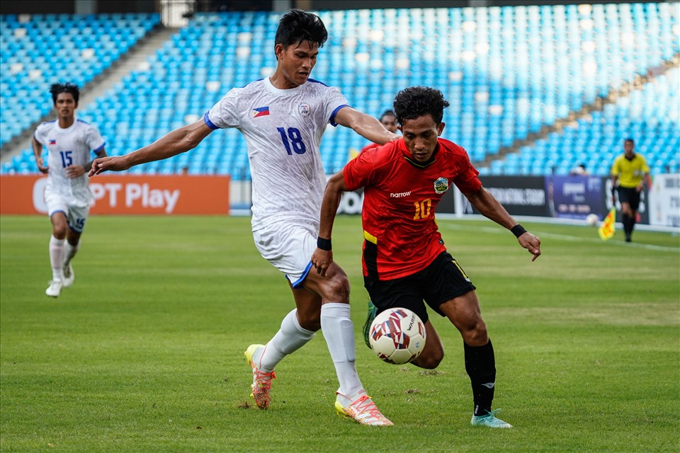 U23 Timor Leste (áo đỏ) bất ngờ lọt vào bán kết U23 Đông Nam Á 2022. Ảnh: AFF