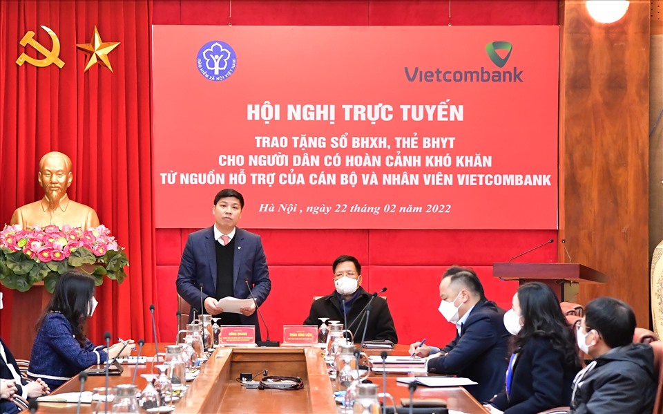 Ông Hồng Quang – Thành viên HĐQT, Giám đốc Khối Nhân sự, Chủ tịch Công đoàn Vietcombank phát biểu tại sự kiện. Ảnh: N.H