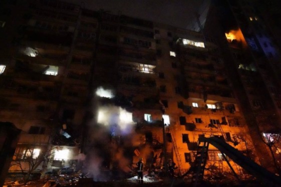 Cháy chung cư ở Kiev, Ukraina. Ảnh: RT