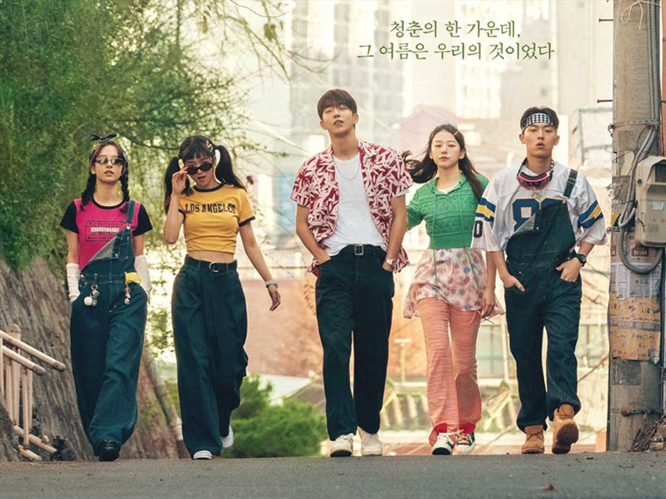 “Hai mươi lăm, hai mươi mốt” là sự kết hợp của Netflix và tvN, hiện đang là bộ phim truyền hình ăn khách nhất tại Hàn Quốc với lượng rating cao. Ảnh: tvN