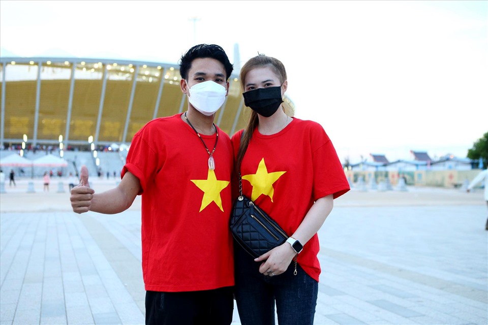Khán giả đến sân cổ vũ U23 Việt Nam ở chung kết U23 Đông Nam Á. Ảnh: TL