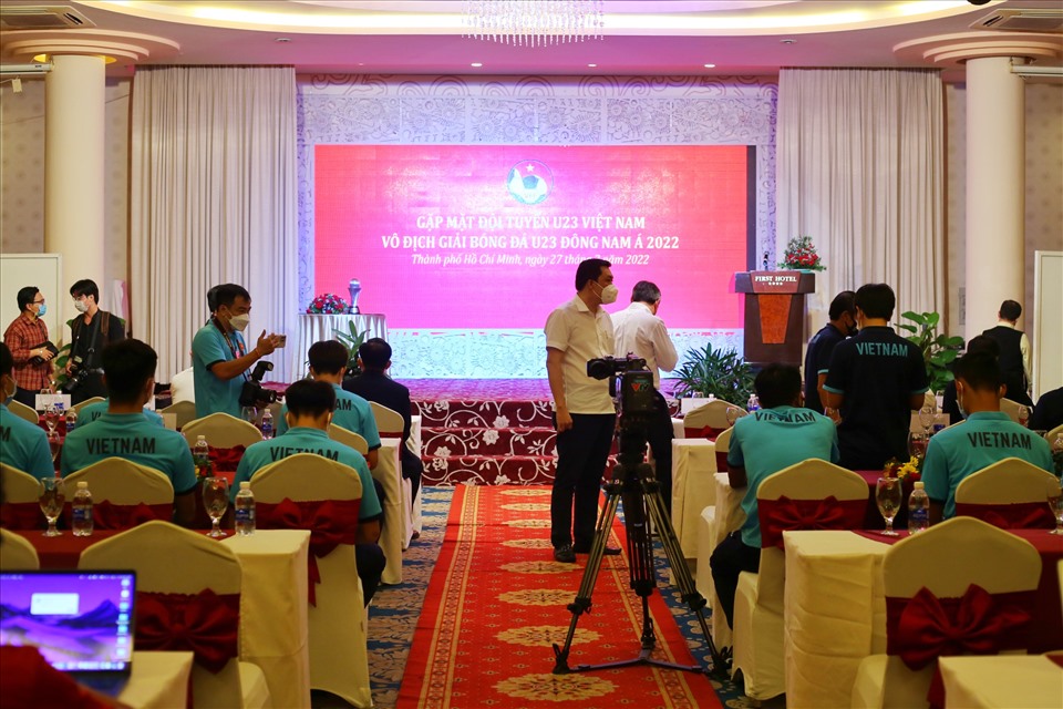 Lễ mừng công chiến tích vô địch U23 Đông  Nam Á 2022 diễn ra vào lúc 20h00 tại khách sạn Đệ Nhất.