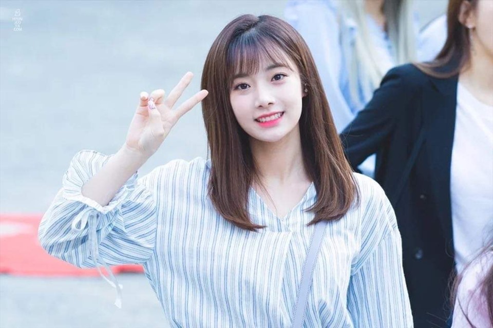 Hyunjoo (ảnh) từng tố cáo Chaewon bắt nạt mình khi hoạt động trong nhóm April. Sau đó, Hyunjoo bị Chaewon làm đơn kiện lên cảnh sát. Ảnh: S.P