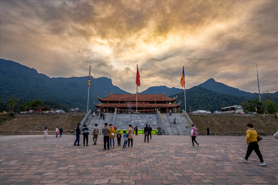 Cách Hà Nội hơn 100km, khu du lịch tâm linh - sinh thái Tây Yên tử hứa hẹn là một trong những điểm đến tâm linh đẹp mà bạn nên ghé thăm vào dịp đầu Xuân năm mới. Ảnh: Hoàng Trung Nguyên