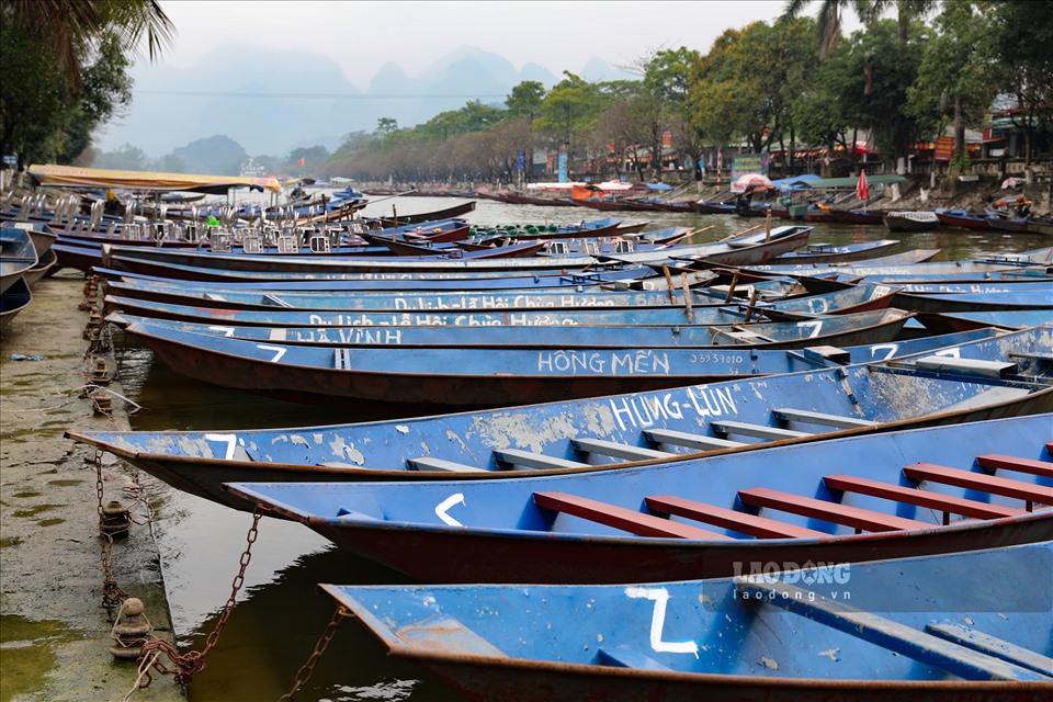 Hội chùa Hương hàng năm được tổ chức lễ khai hội vào mùng 6 tháng giêng. Đây là lễ hội có quy mô và thời gian tổ chức dài nhất miền Bắc, từ đầu tháng giêng đến hết tháng 3 âm lịch.