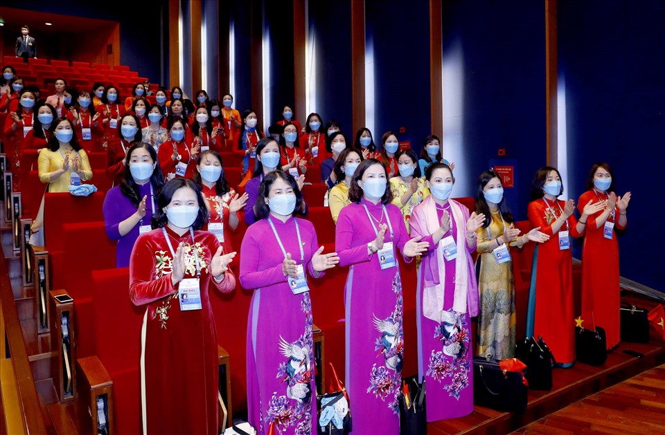 Gần 1.000 đại biểu phụ nữ tham dự Đại hội Đại biểu phụ nữ toàn quốc lần thứ XIII.