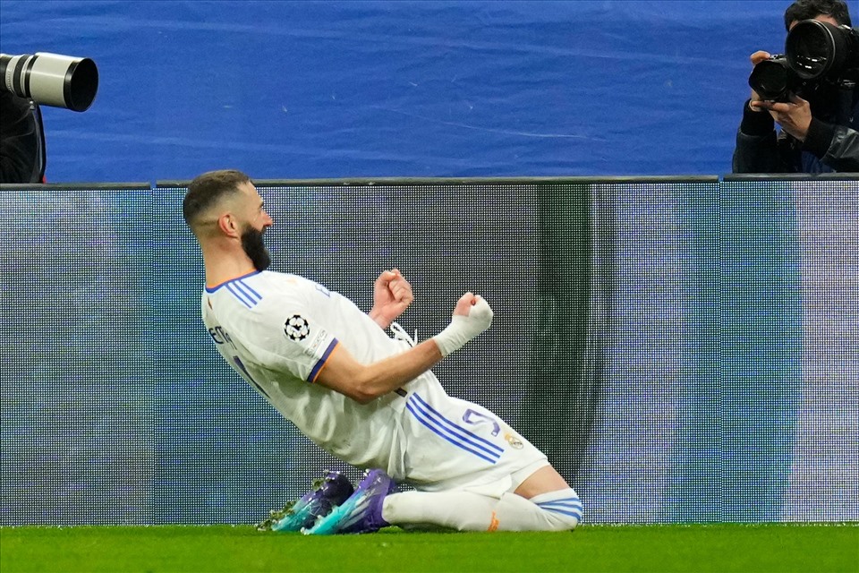 Siêu nhân Benzema. Ảnh: UEFA