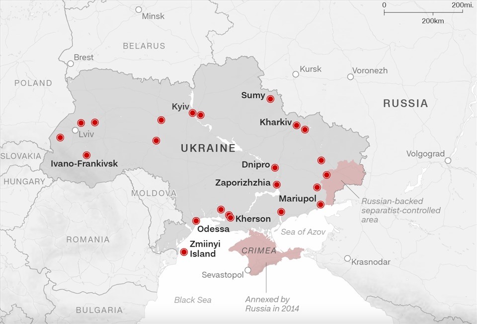 Các vị trí tấn công của Nga ở Ukraina tính đến ngày 25.2.2022. Ảnh: CNN/Bộ Nội vụ Ukraina, Bộ Quốc phòng Ukraina/Viện Nghiên cứu Chiến tranh, Maps4News, Google Maps
