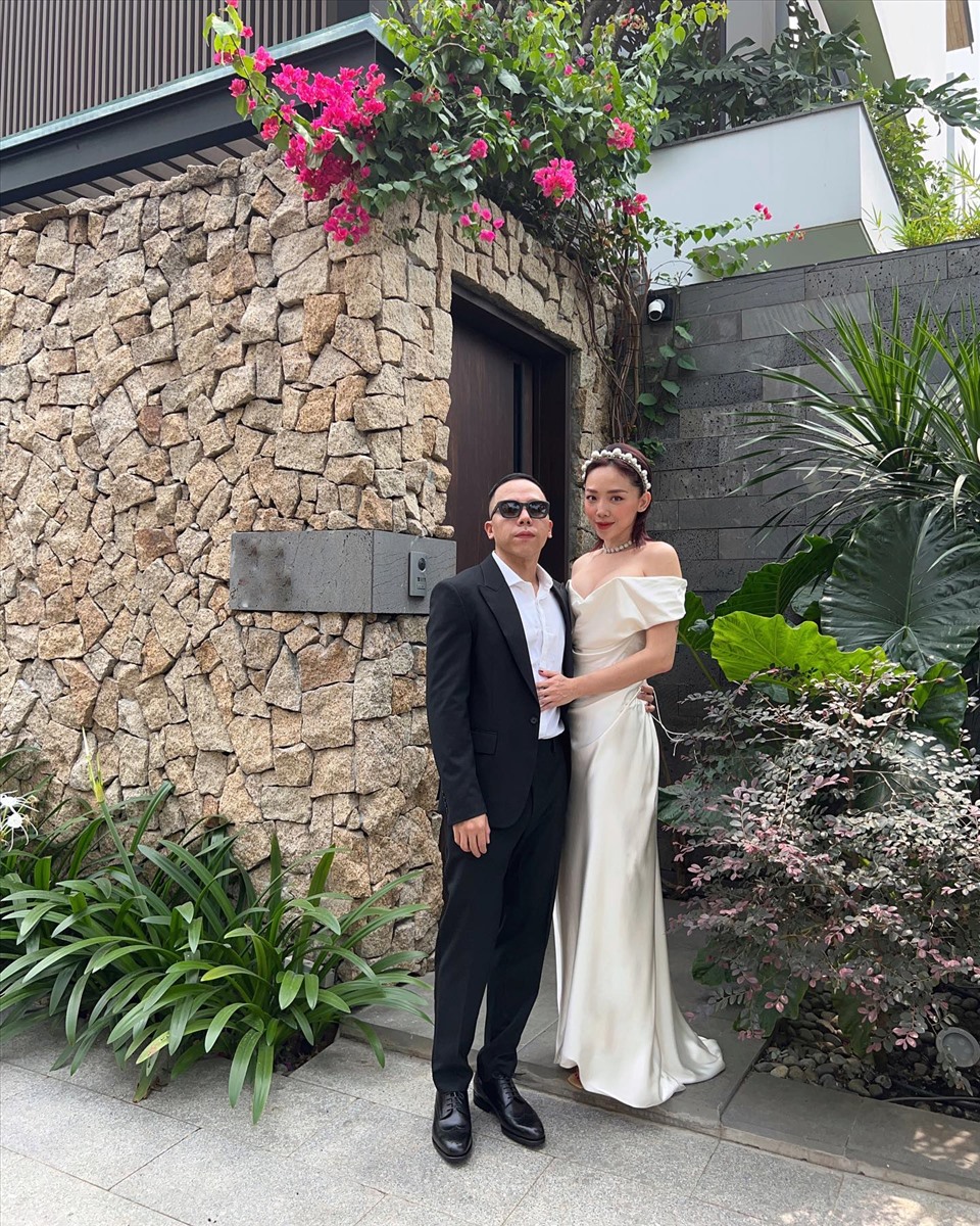 4 đám cưới đẹp như mơ của showbiz Việt năm 2020