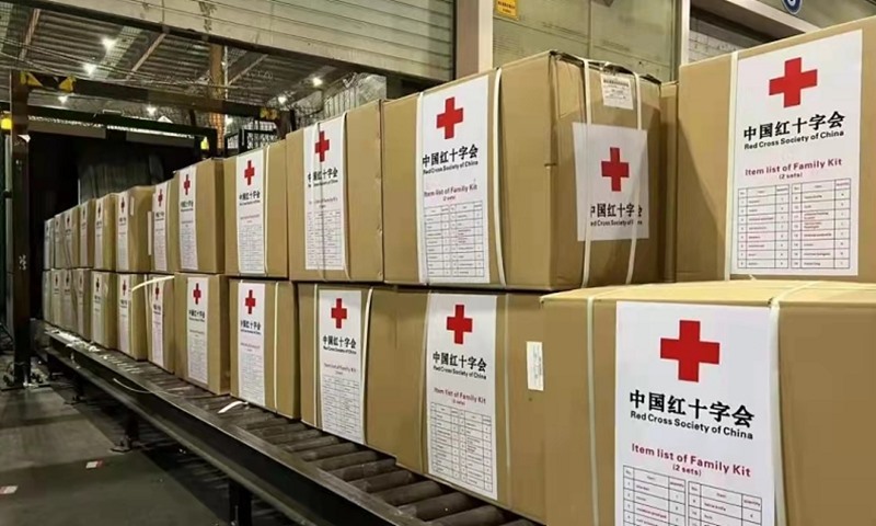 Hội Chữ thập đỏ Trung Quốc gửi viện trợ nhân đạo khẩn cấp đến Ukraina vào ngày 9.3.2022. Ảnh: Nhật báo Bắc Kinh