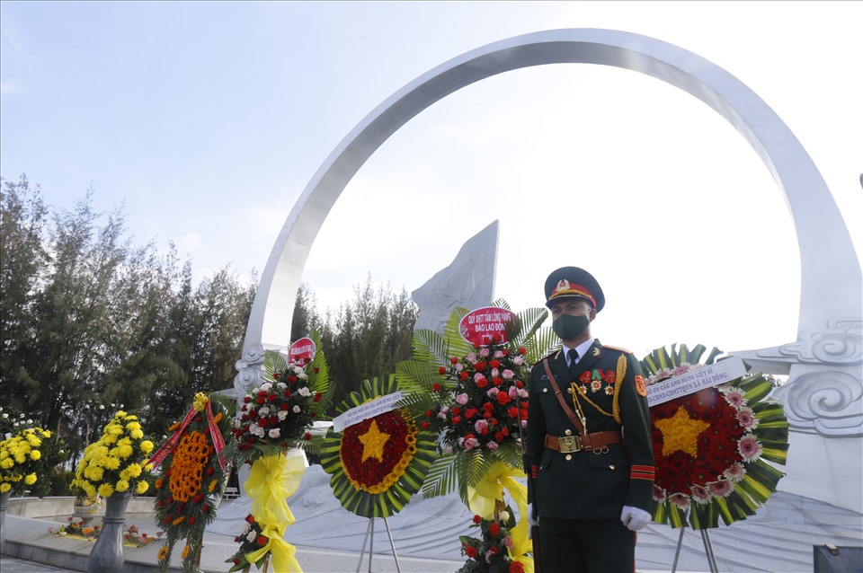 Tại khu tưởng niệm vẫn còn lưu giữ nhiều kỷ vật về 64 anh hùng, liệt sĩ đã hi sinh trong sự kiện Gạc Ma.