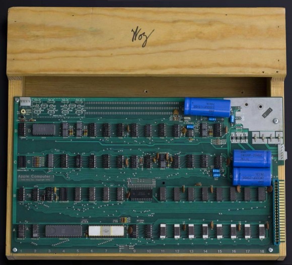 Bảng mạch của Apple 1 được trưng bày trong bảo tàng Lịch sử Máy tính. Ảnh: Bảo tàng Lịch sử Máy tính