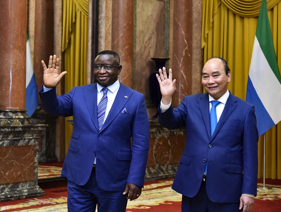 Chuyến thăm của Tổng thống Julius Maada Bio đánh dấu bước phát triển tích cực và tốt đẹp giữa hai nước trong bối cảnh các nước Châu Phi; trong đó có Sierra Leone coi trọng thiết lập, phát triển quan hệ hợp tác với các nước khu vực Châu Á-Thái Bình Dương, trong đó có Việt Nam. Ảnh: Nhật Hạ