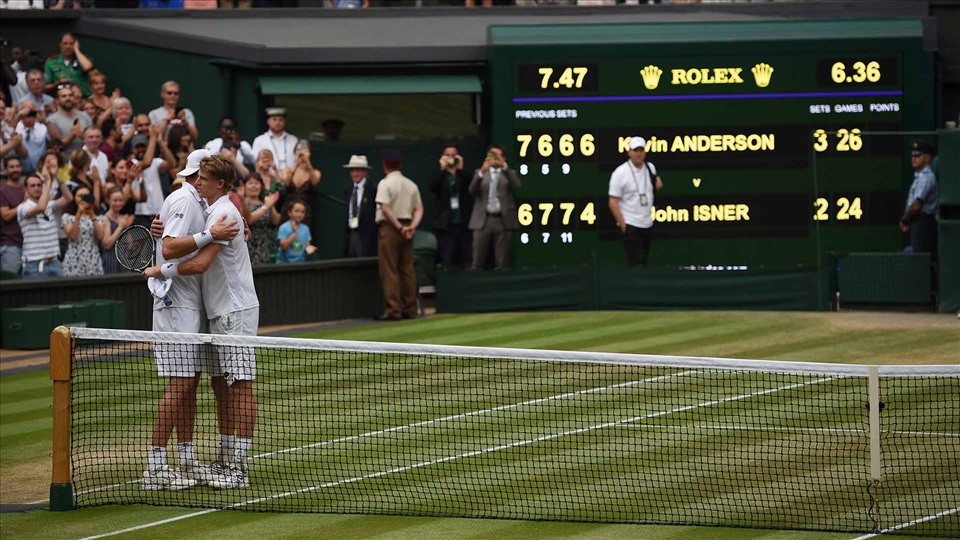 Tay vợt người Mỹ, Isner, cũng từng có một trận “marathon tie-break” khác tại Wimbledon khi tỉ số là 26-24. Ảnh: Wimbledon