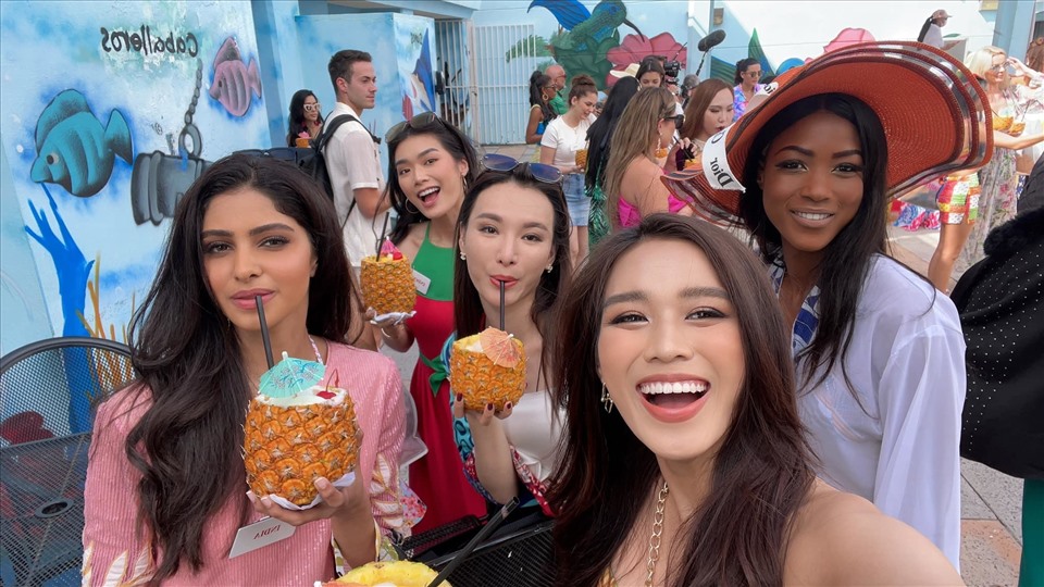 Ngày 16.12.2021, Ban tổ chức Miss World thông báo đêm chung kết bị hoãn vào phút chót do nhiều thí sinh và nhân viên mắc COVID-19. Đỗ Thị Hà và các thí sinh phải rời khỏi Puerto Rico