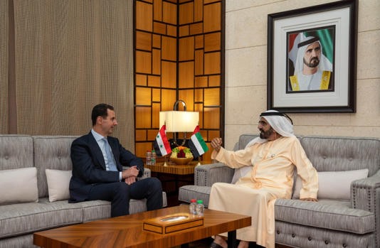 Tổng thống Syria Bashar al-Assad gặp Phó Tổng thống UAE kiêm Thủ tướng Sheikh Mohammed bin Rashid Al Maktoum tại Dubai ngày 18.3. Ảnh: Văn phòng Tổng thống Syria