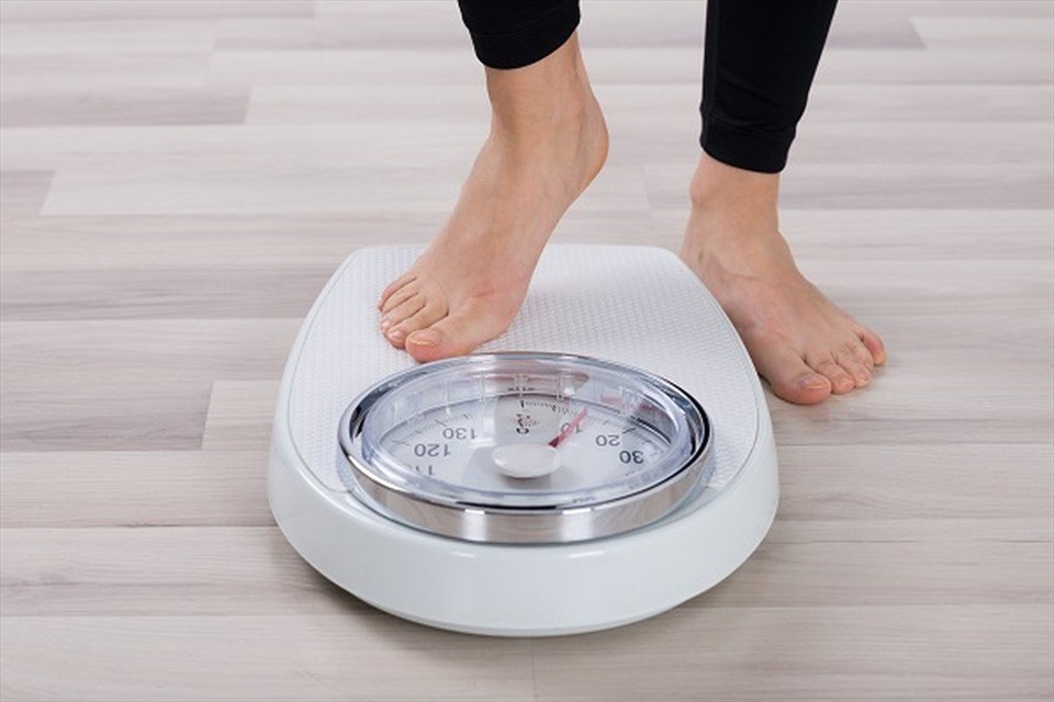 Duy trì trọng lượng cơ thể lý tưởng: Béo phì đã được biết là nguyên nhân gây ra thấp còi. Để phát triển chiều cao, điều tối quan trọng là duy trì trọng lượng cơ thể ở mức lý tưởng.