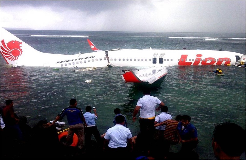 Chuyến bay 904 của Lion Air trên máy bay Boeing 737-800 gặp nạn ở Bali, Indonesia, vào ngày 13.4.2013. Ảnh: Wiki