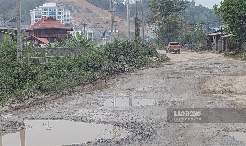 Theo kế hoạch, tỉnh Điện Biên sẽ đầu tư 25 tỉ đồng để nâng cấp tuyến đường này. Ảnh: Văn Thành Chương