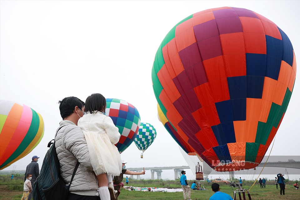 Sản phẩm du lịch đầu tiên - “Bay trải nghiệm với khinh khí cầu ngắm cảnh Hà Nội từ trên cao” hứa hẹn mang đến cho du khách những trải nghiệm thú vị.