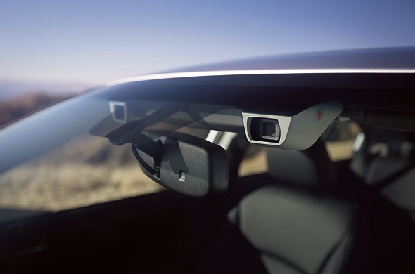 Ngoài ra, công nghệ An toàn hỗ trợ lái tiên tiến EyeSight cũng đã xuất hiện trên mẫu xe Subaru BRZ thế hệ mới.