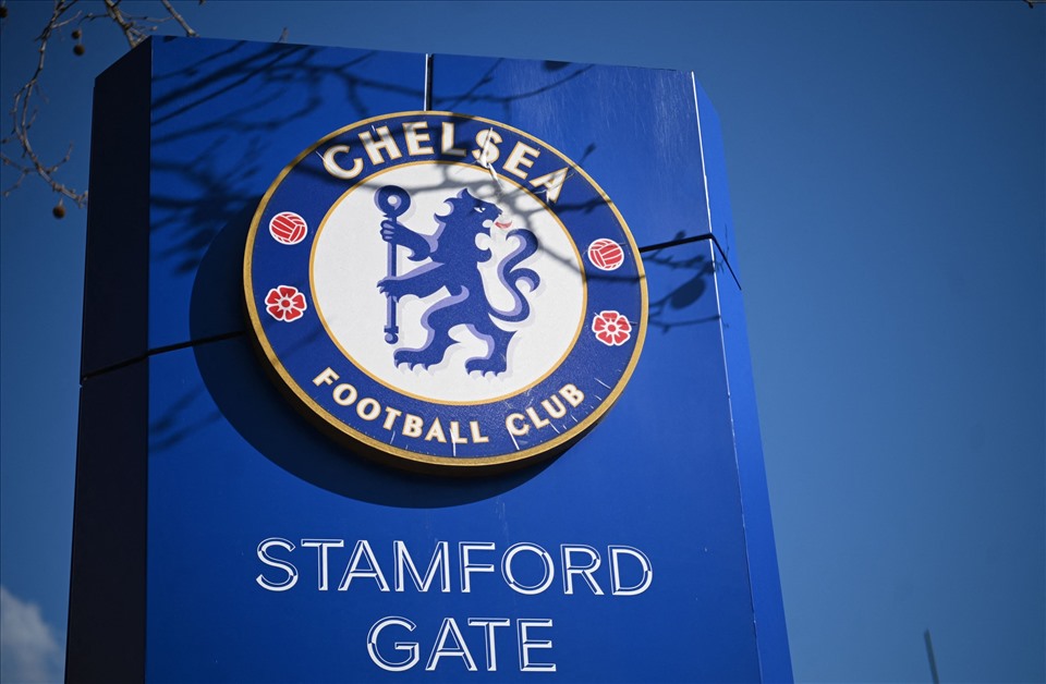 Trước khi mùa giải này kết thúc, Chelsea sẽ được đổi chủ thành công. Ảnh: AFP